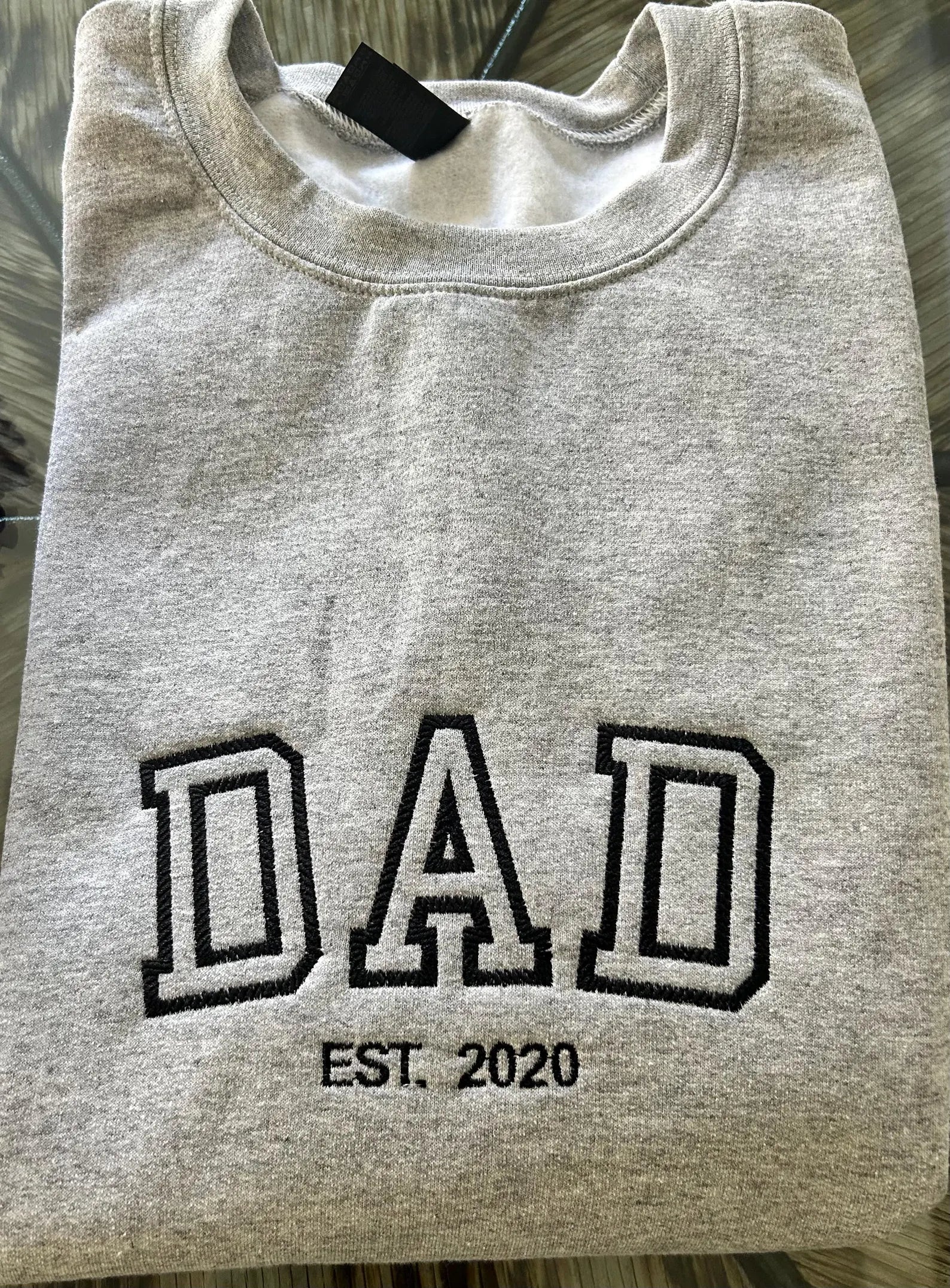 Custom embroidered crewneck sweatshirt - personalized sweatshirt  - embroidered DAD  sweatshirt