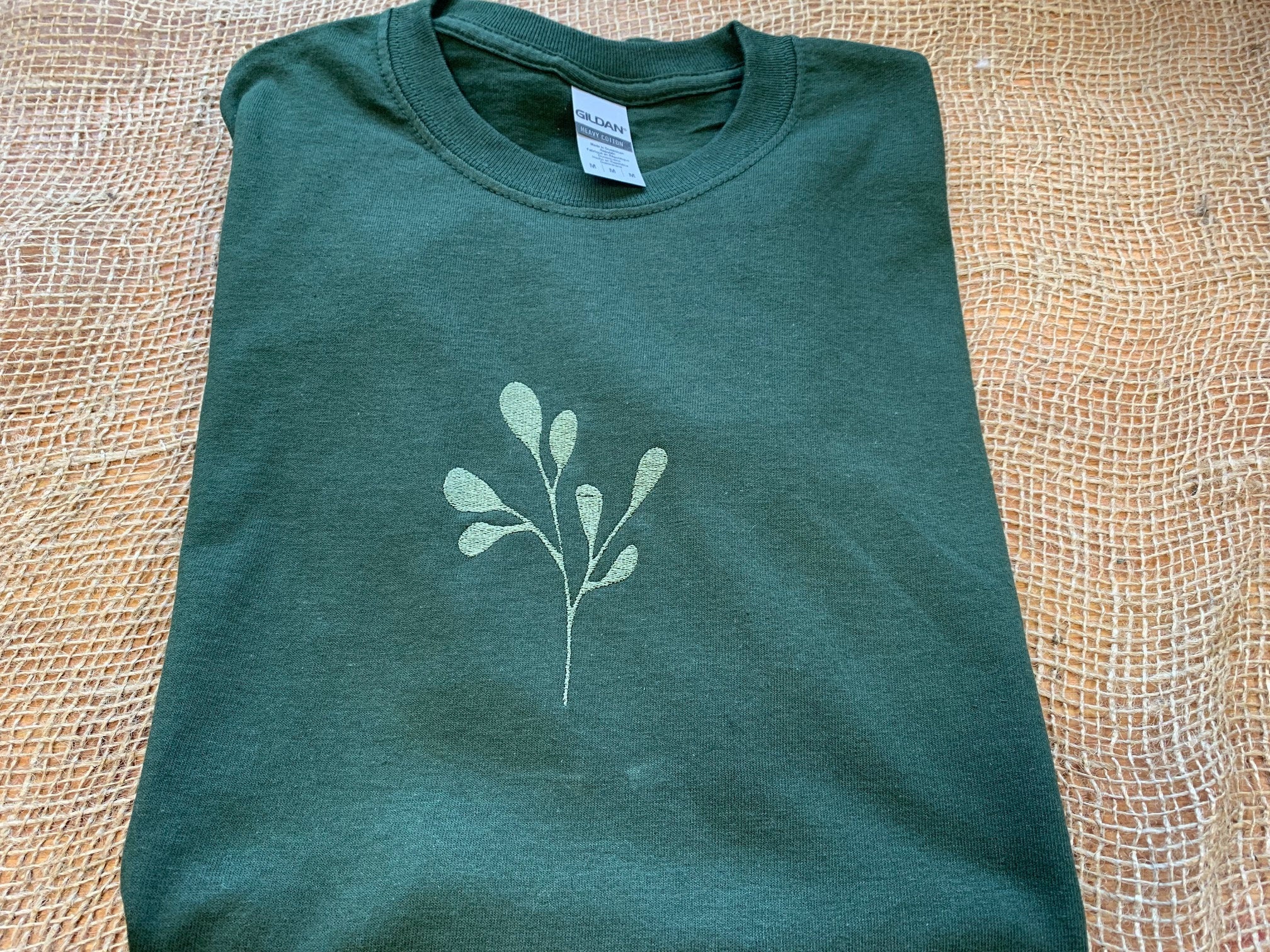 Minimalist embroidered t-shirt - Boho floral tshirt embroidered - Embroidered Tee - Gift tee - Boho T-shirt - Mother's day t-shirt