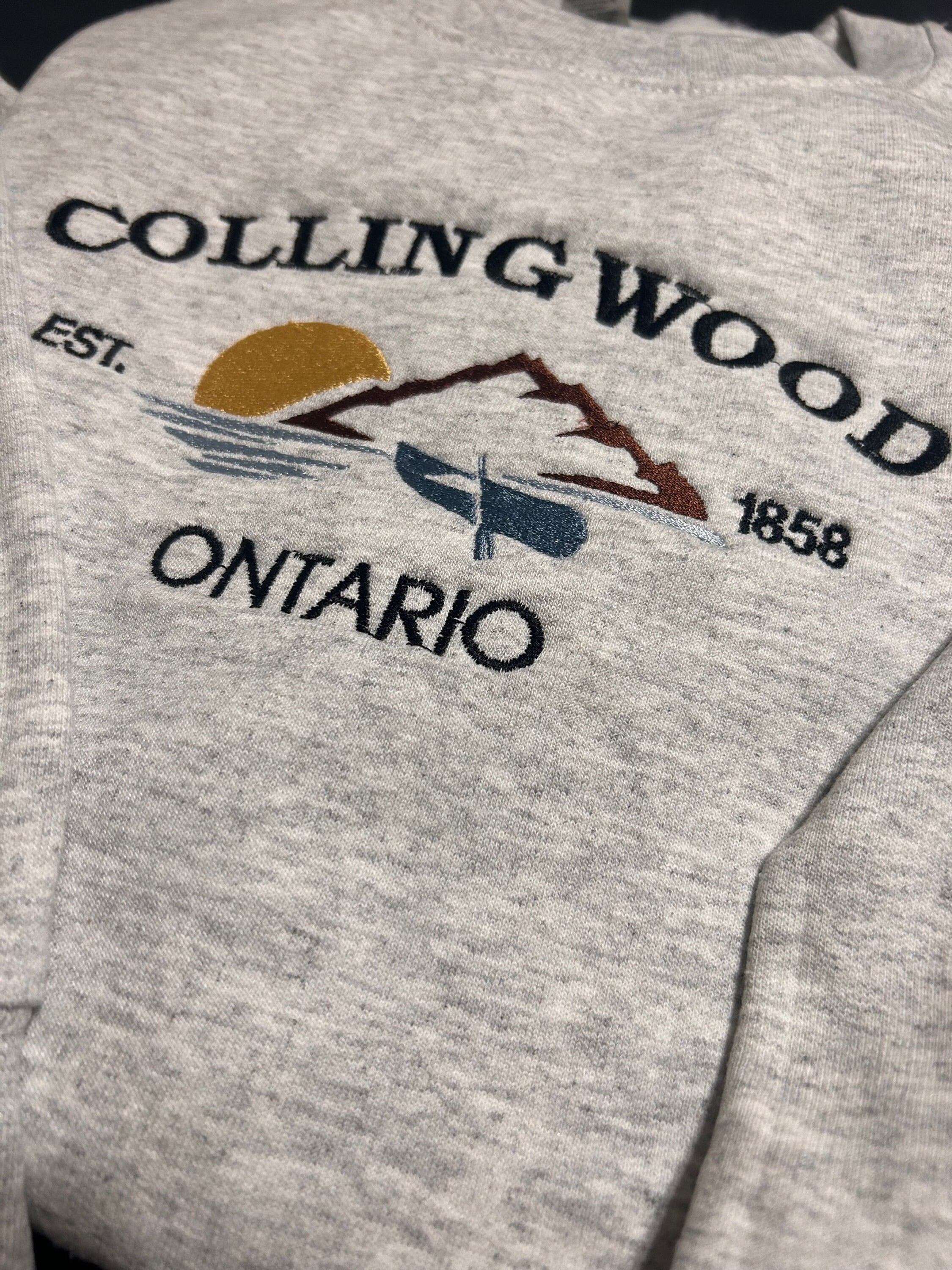 Embroidered Crewneck sweatshirt - Collingwood, ON