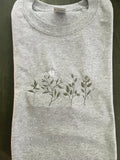 Flowers - embroidered t-shirt - Ash Grey